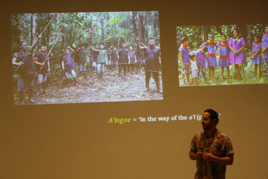 Image of grad slam semifinalists presenting.